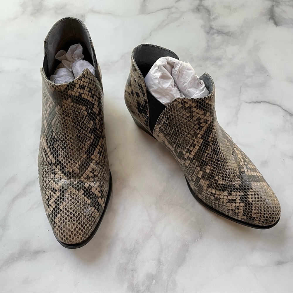 SEYCHELLES Python Booties size 7.5 - Picture 2 of 3